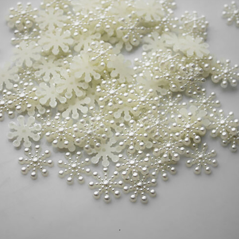 Christmas Craft Embellishment - 100 قطعة اللؤلؤ الأبيض الراتنج ندفة