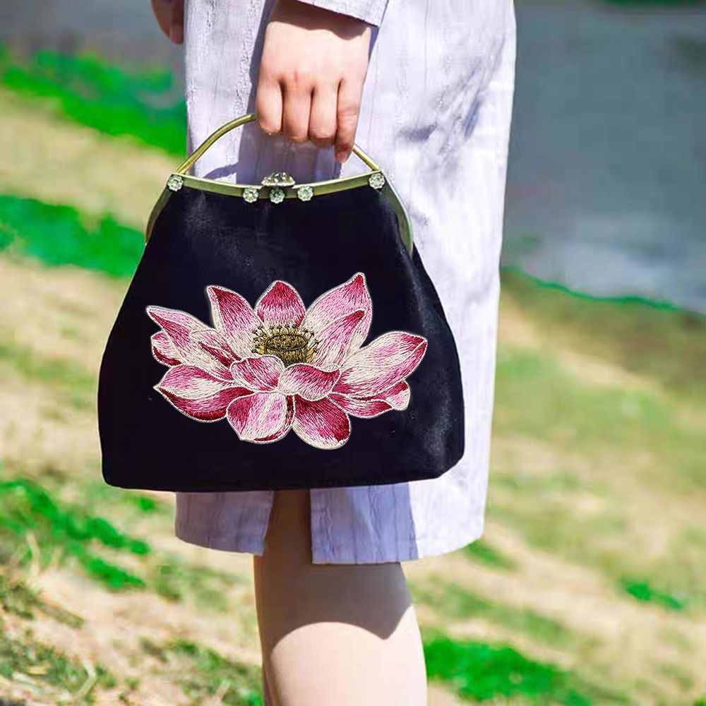 رقعة زهرة اللوتس المطرزة ، يزي - مراجعة Applique Patch Flower وسعره